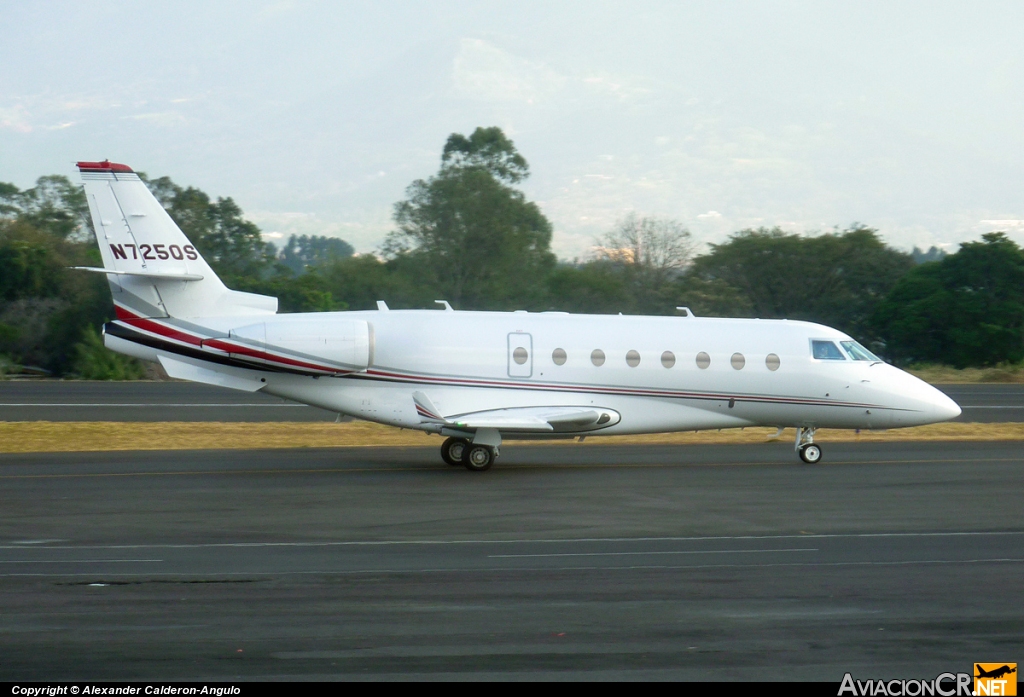 N725QS - Gulfstream Aerospace G200 - NetJets