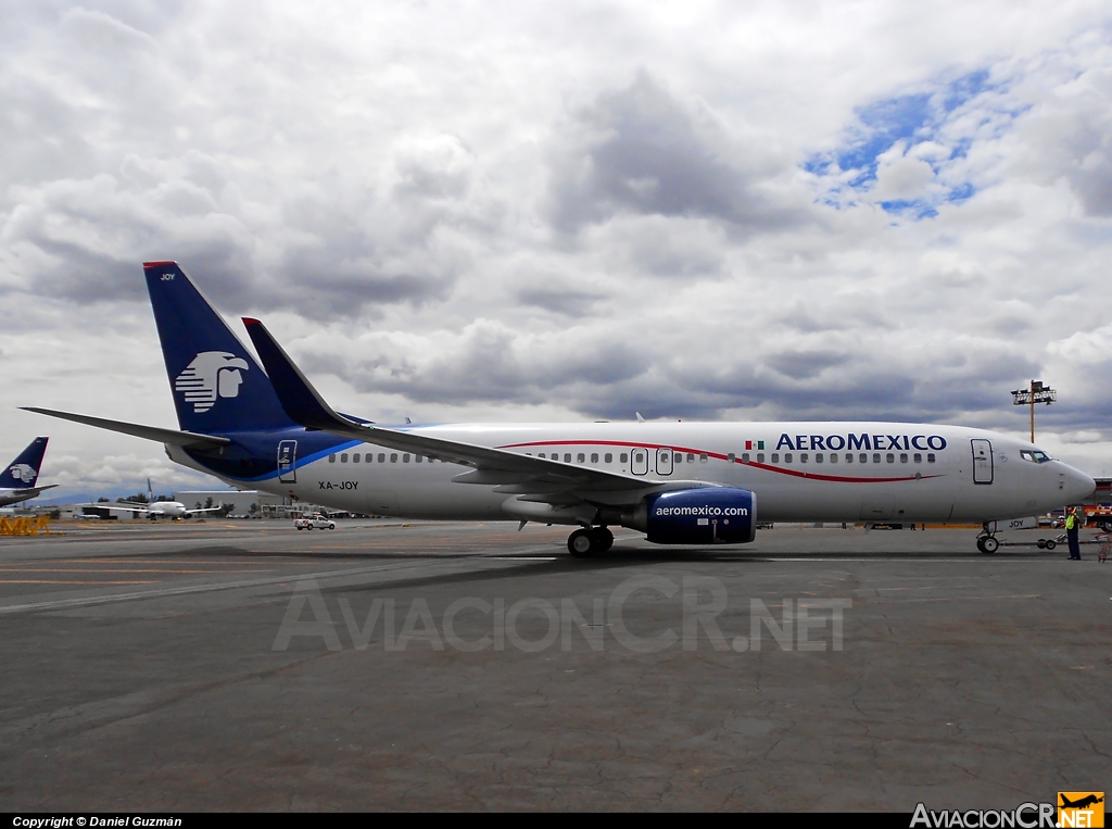 XA-JOY - Boeing 737-852 - Aeromexico