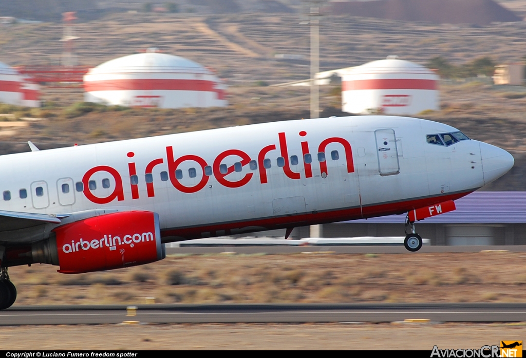 D-AHFW - Boeing 737-8K5 - Air Berlin