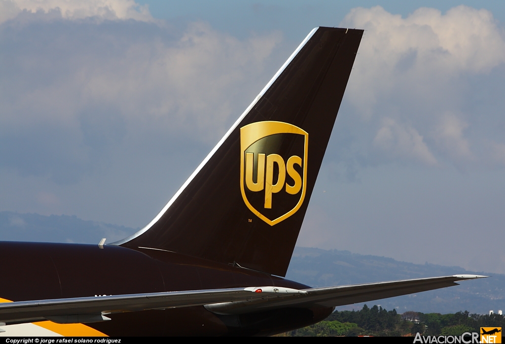 N336UP - Boeing 767-34AF/ER - United Parcel Service - UPS