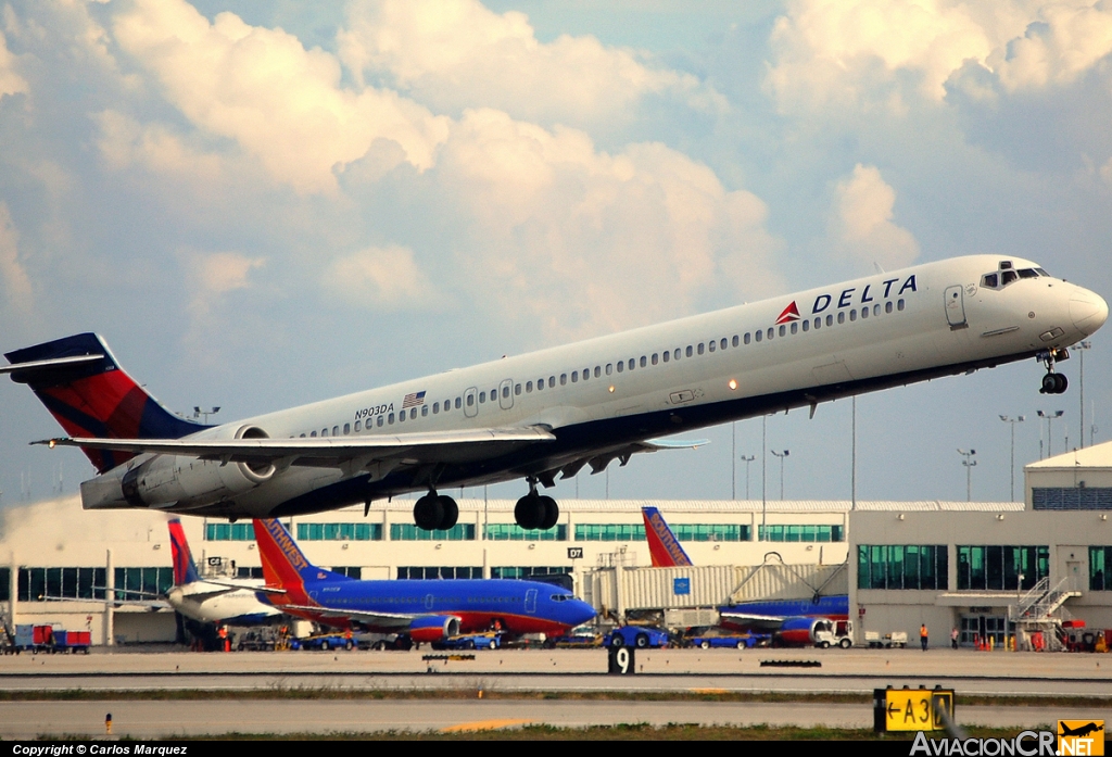 N903DA - McDonnell Douglas MD-90-30 - Delta Air Lines