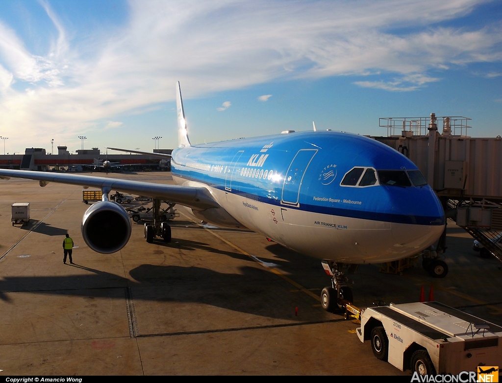 PH-AOF - Airbus A330-203 - KLM - Royal Dutch Airlines