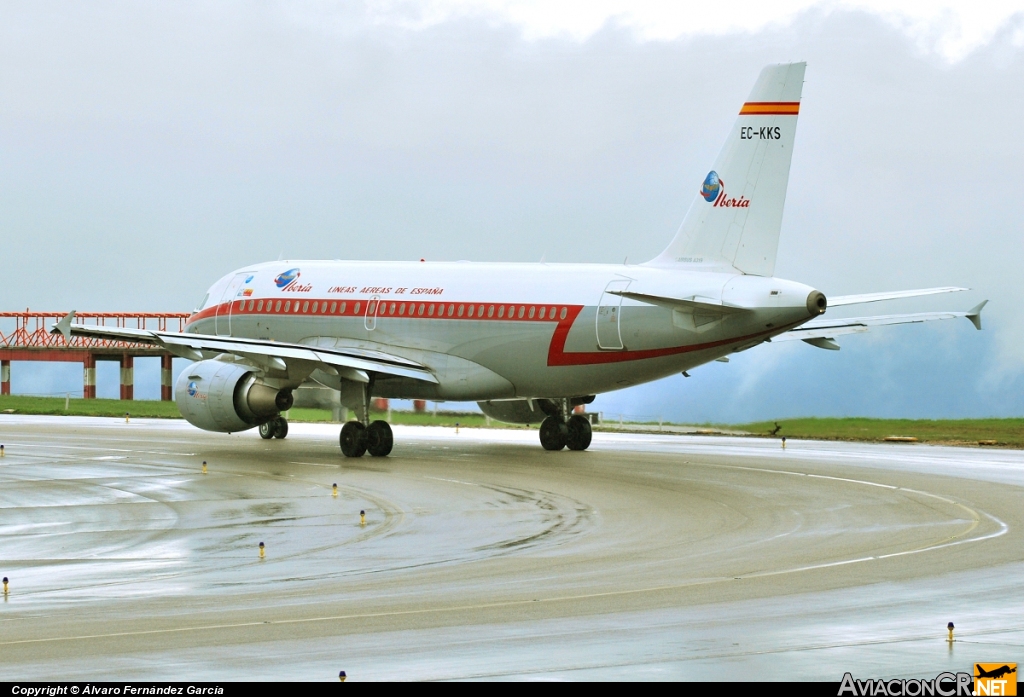 EC-KKS - Airbus A319-111 - Iberia