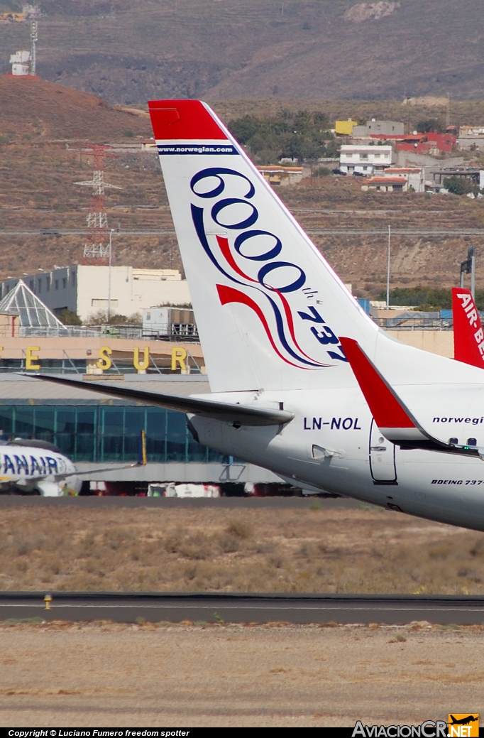 LN-NOL - Boeing 737-8Q8 - Norwegian Air Shuttle