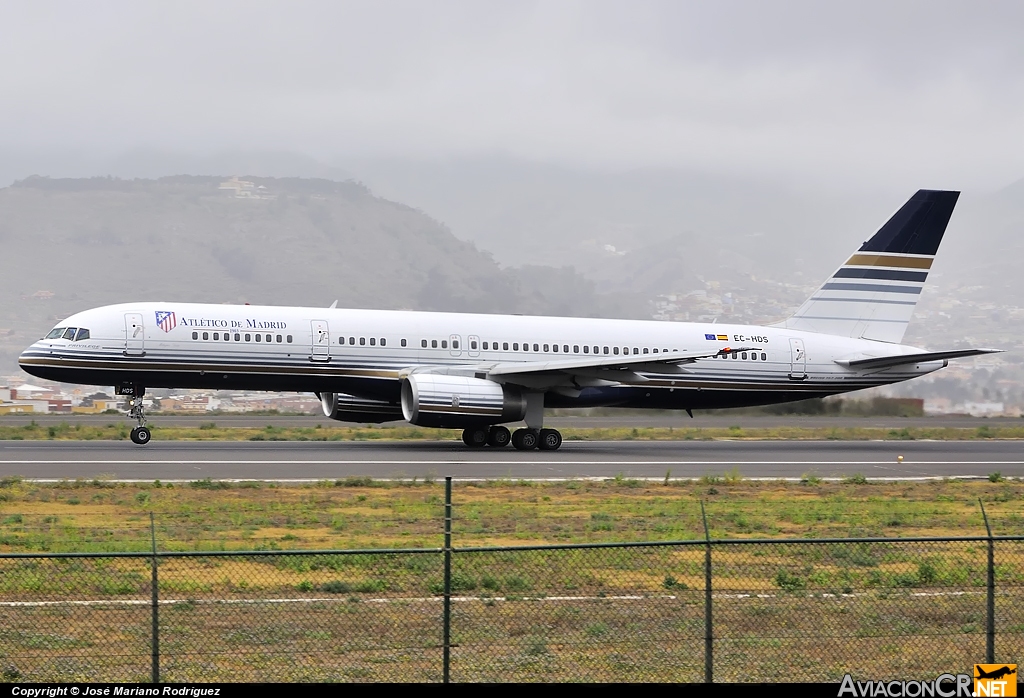 EC-HDS - Boeing 757-256 - Privilege Style