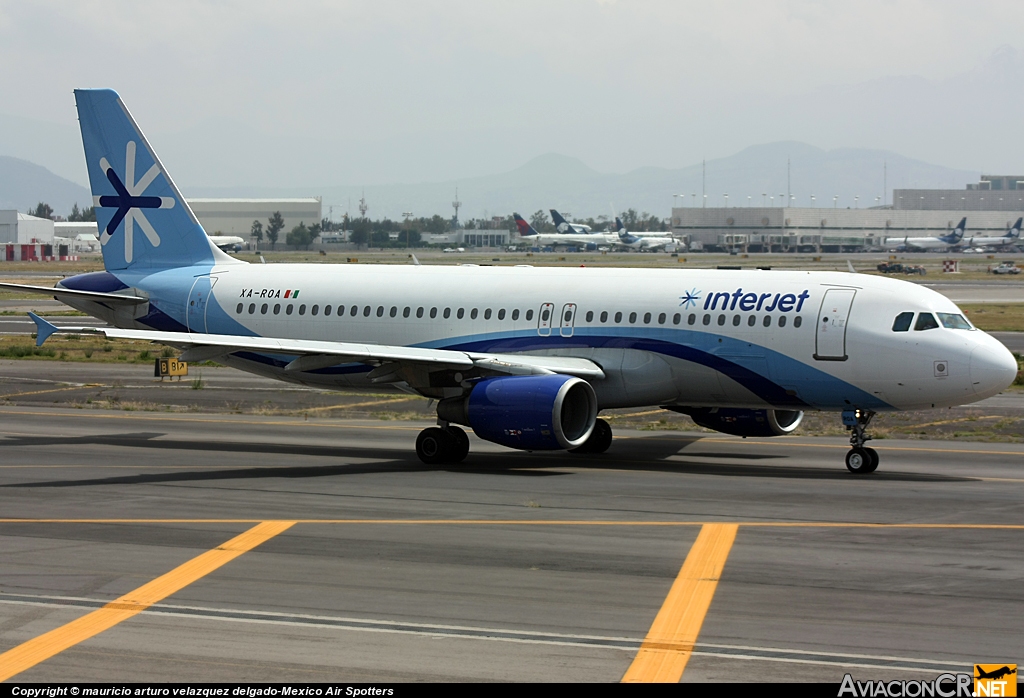 XA-ROA - Airbus A320-214 - Interjet