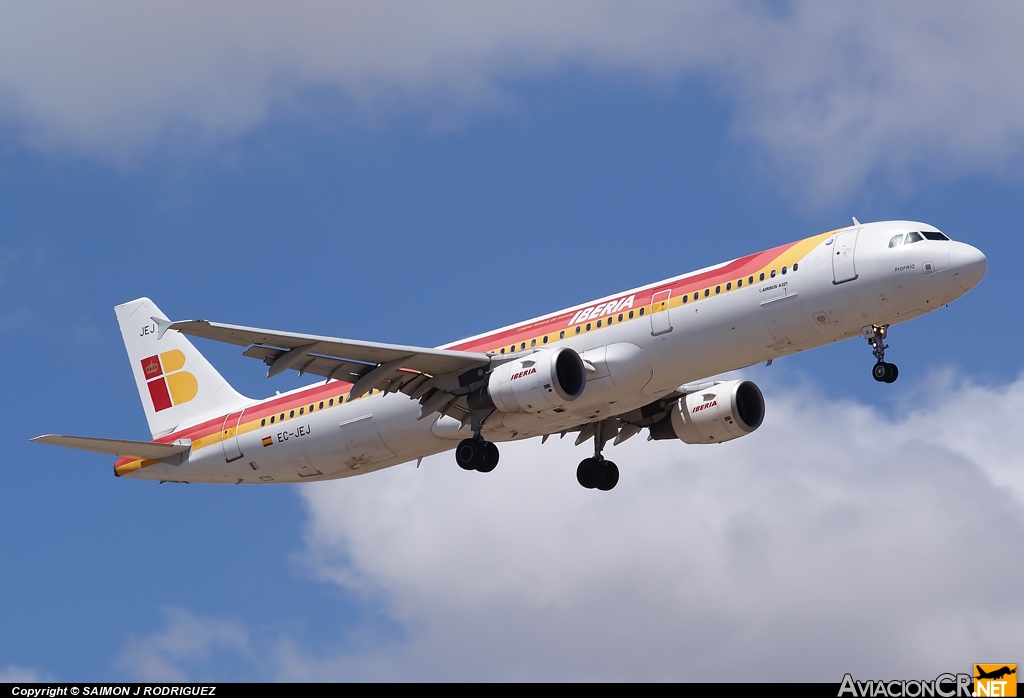 EC-JEJ - Airbus A321-211 - Iberia