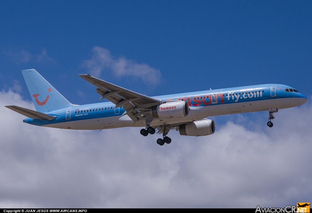 G-BYAU - Boeing 757-204 - Thomsonfly