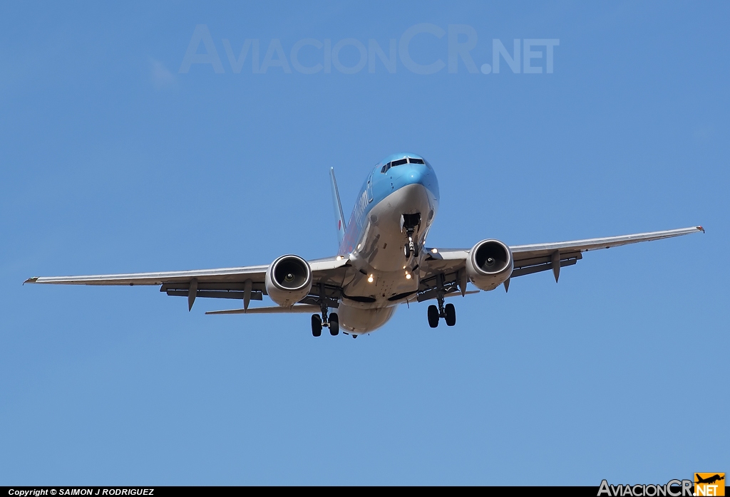 G-CDZL - Boeing 737-804 - Thomsonfly