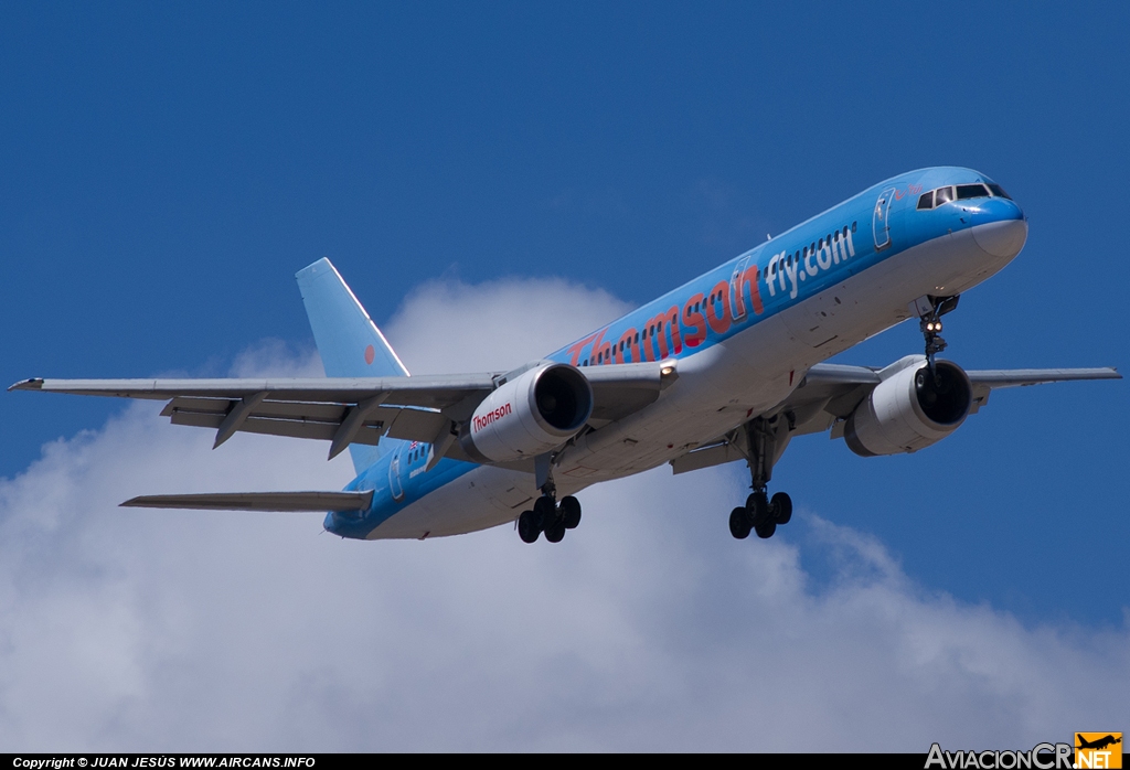G-BYAL - Boeing 757-204 - Thomsonfly