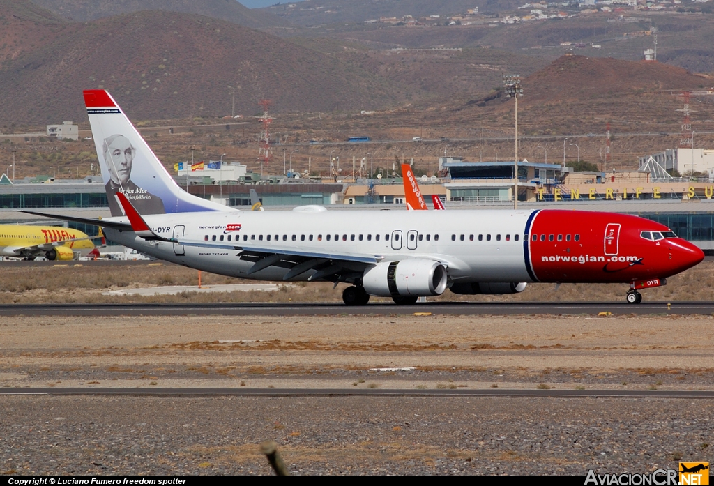 LN-DYR - Boeing 737-8JP - Norwegian Air Shuttle