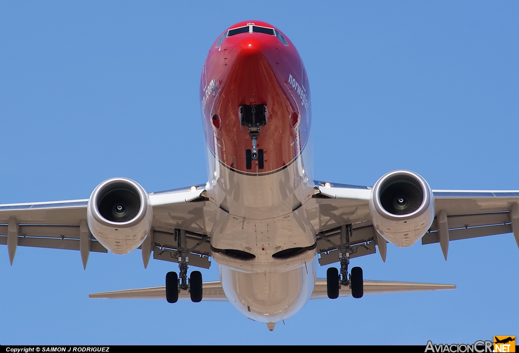 LN-NIA - Boeing 737-8JP - Norwegian Air Shuttle