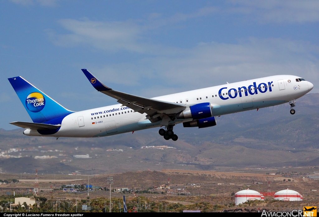D-ABUI - Boeing 767-330/ER - Condor