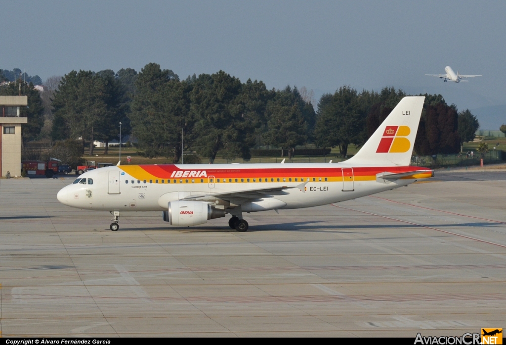 EC-LEI - Airbus A319-111 - Iberia