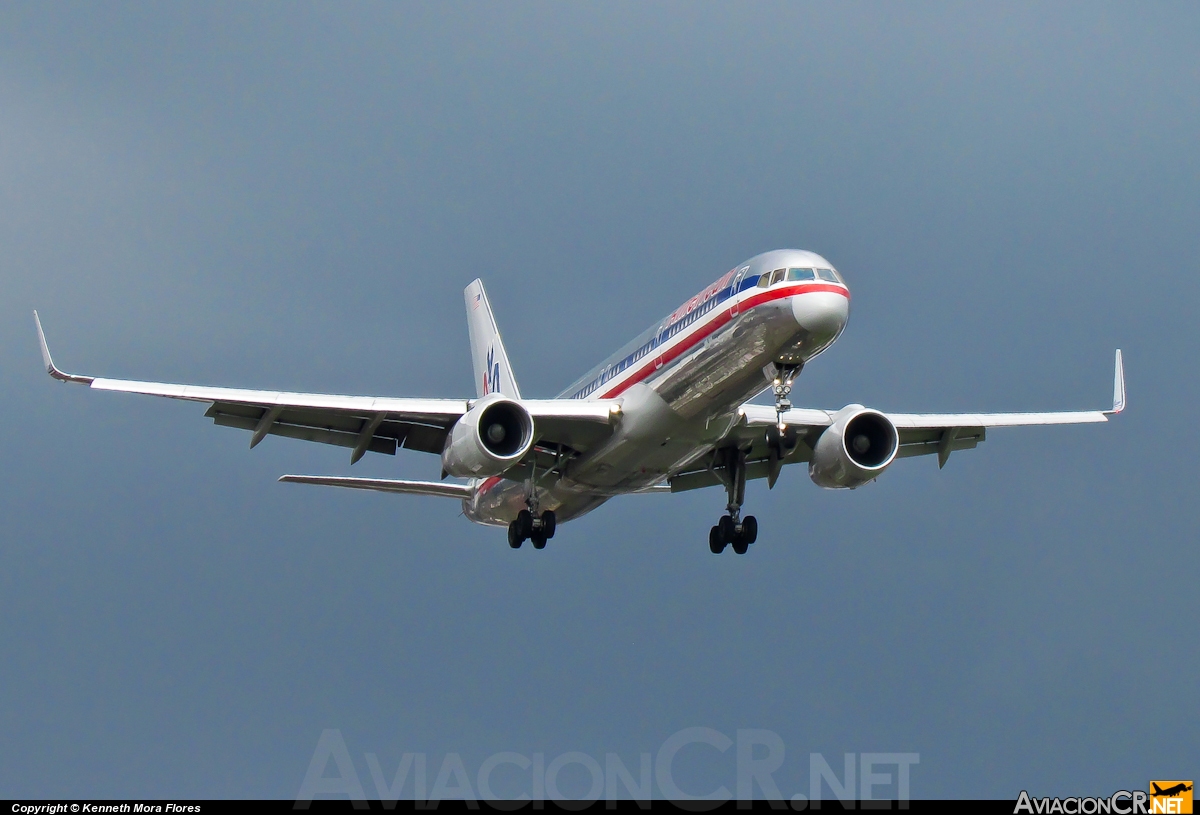 N696AN - Boeing 757-223 - American Airlines