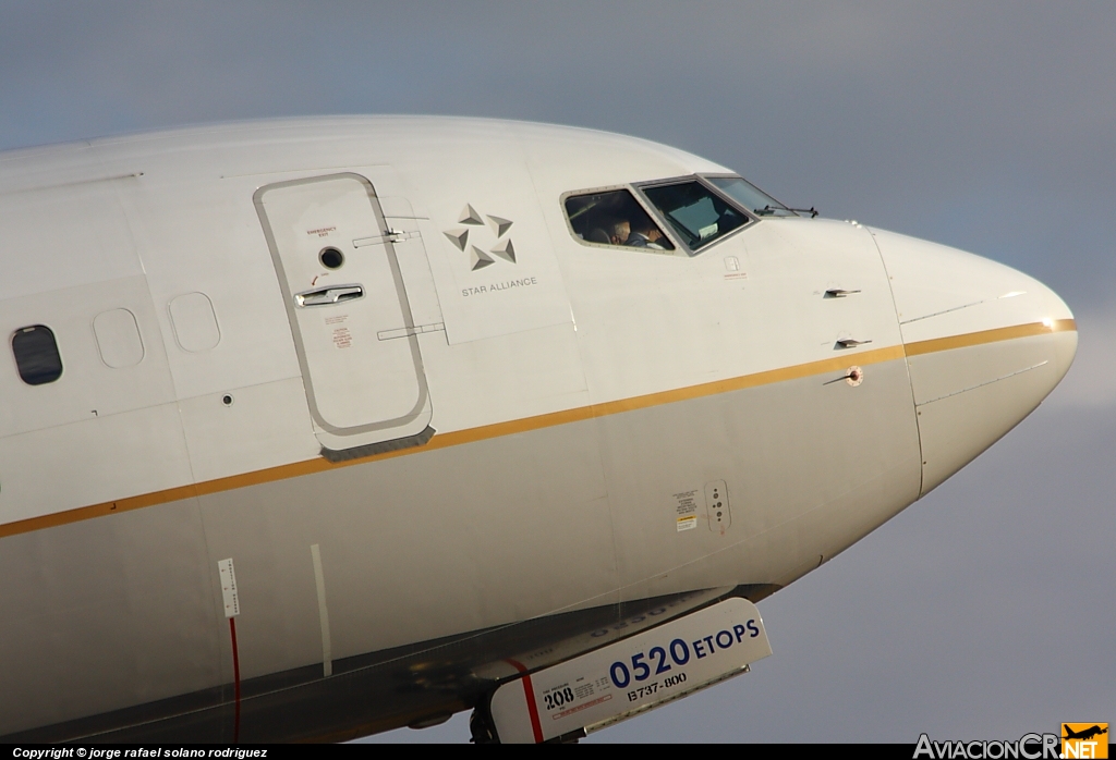 N77520 - Boeing 737-824 - United Airlines