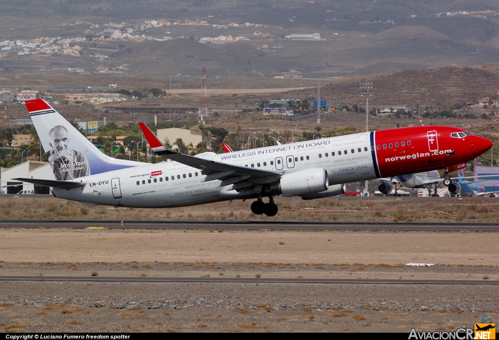 LN-DYU - Boeing 737-8JP - Norwegian Air Shuttle