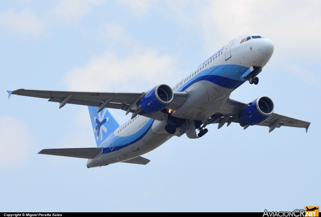 XA-KNG - Airbus A320-214 - Interjet