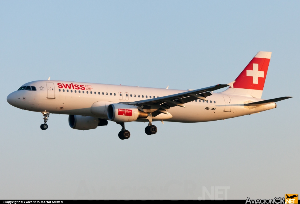 HB-IJM - Airbus A320-214 - SWISS