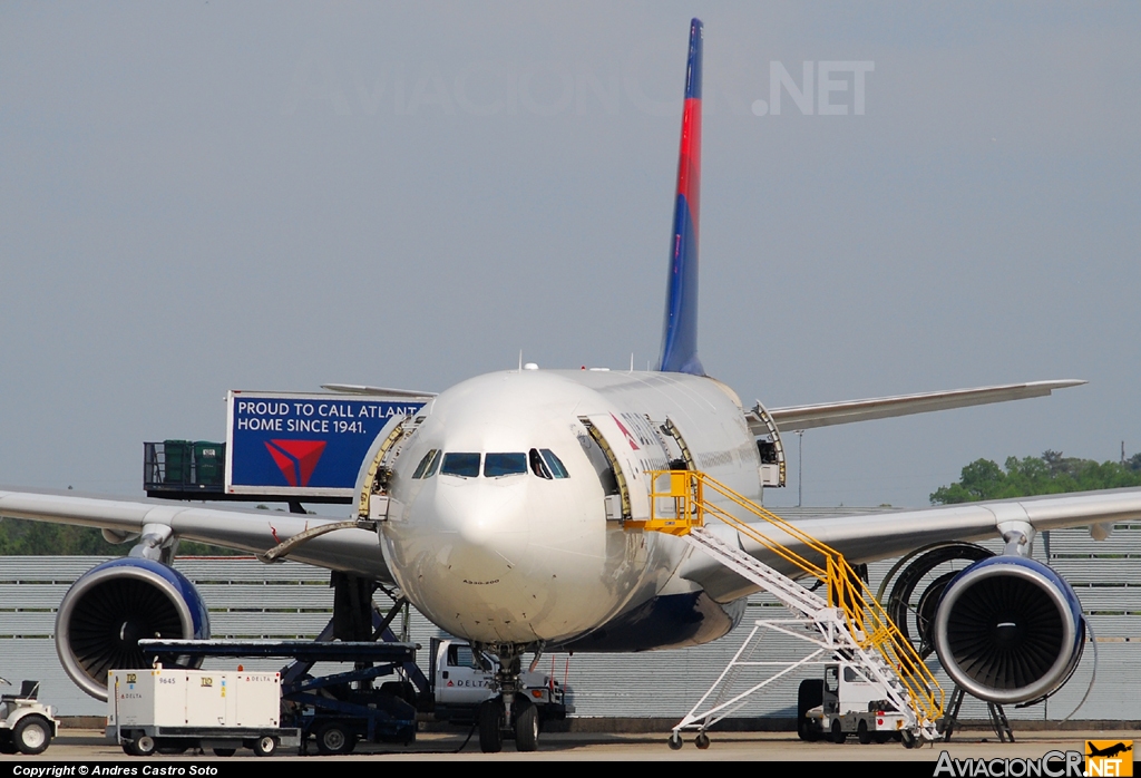 N855NW - Airbus A330-223 - Delta Air Lines