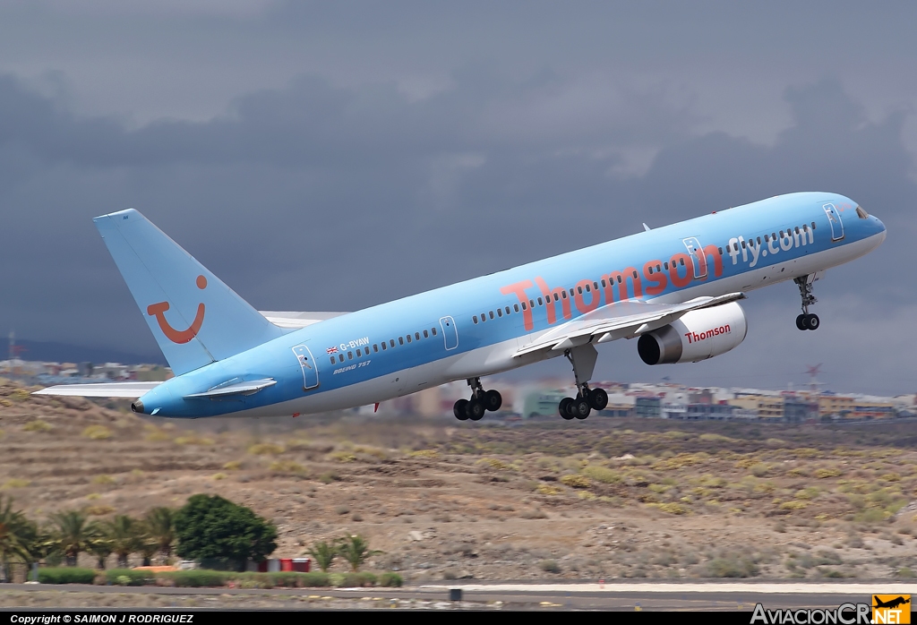 G-BYAW - Boeing 757-204 - Thomsonfly