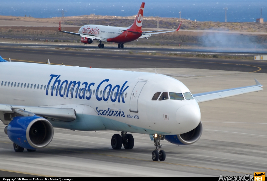 OY-VKM - Airbus A320-214 - Thomas Cook Airlines Scandinavia