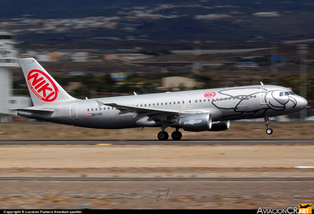 OE-LEU - Airbus A320-214 - NIKI