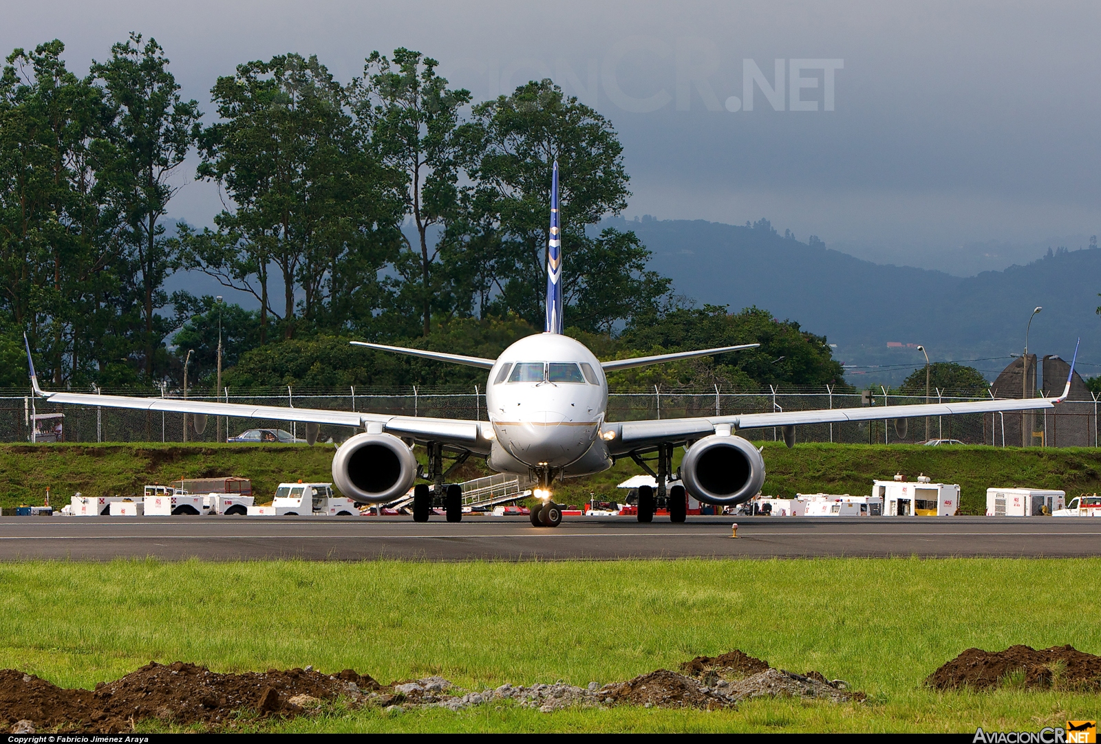 HP-1557CMP - Embraer 190-100AR - Copa Airlines