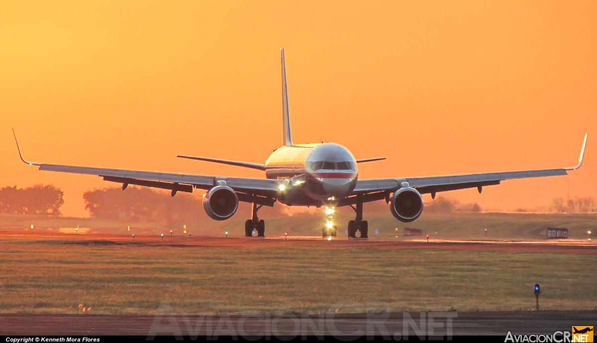 N649AA - Boeing 757-223 - American Airlines