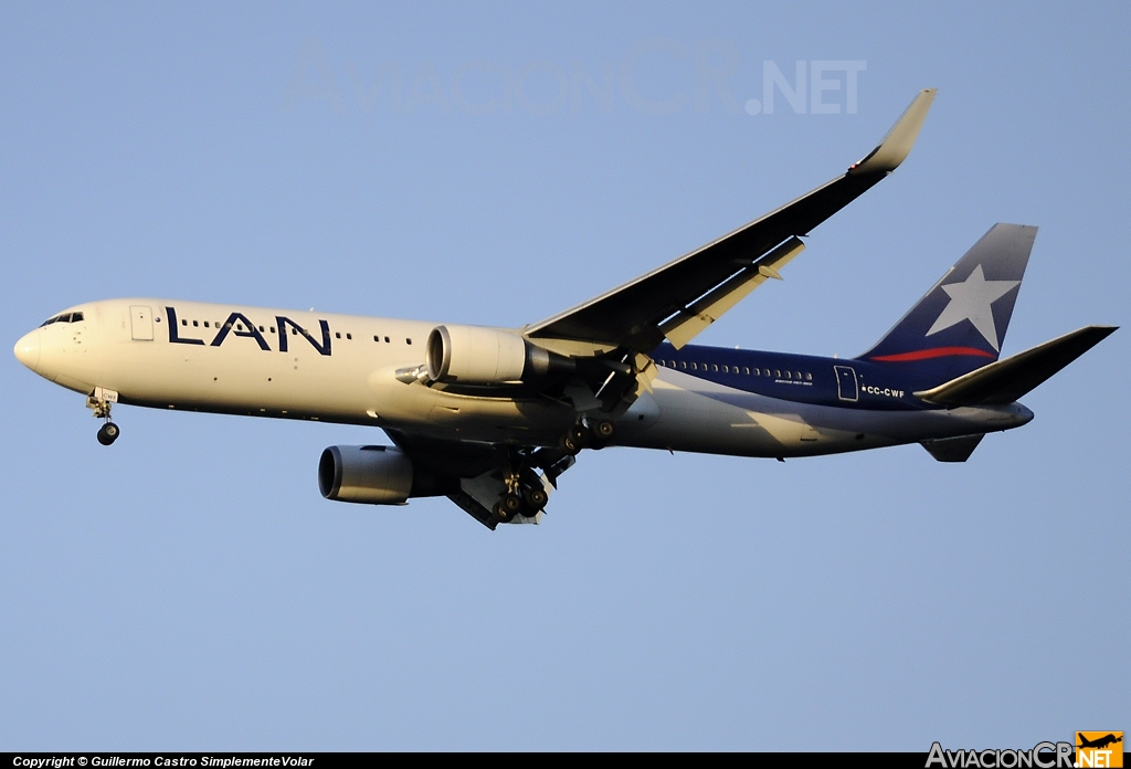 CC-CWF - Boeing 767-316(ER) - LAN Chile
