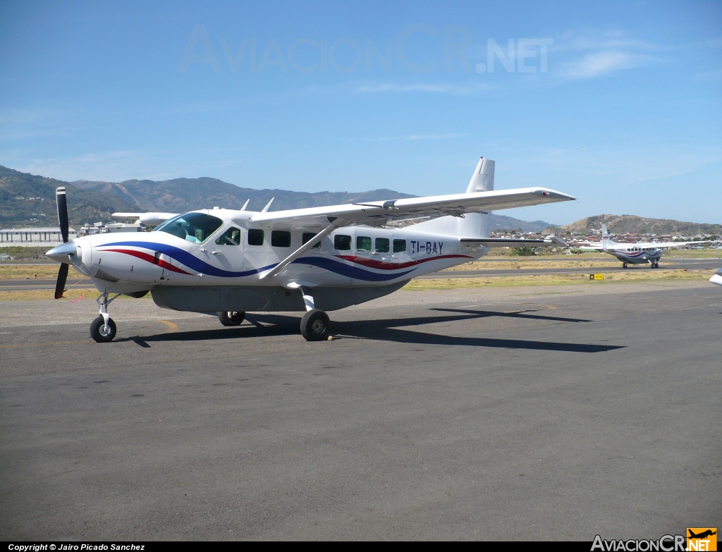 TI BAY - Cessna 208B Grand Caravan - Aerobell