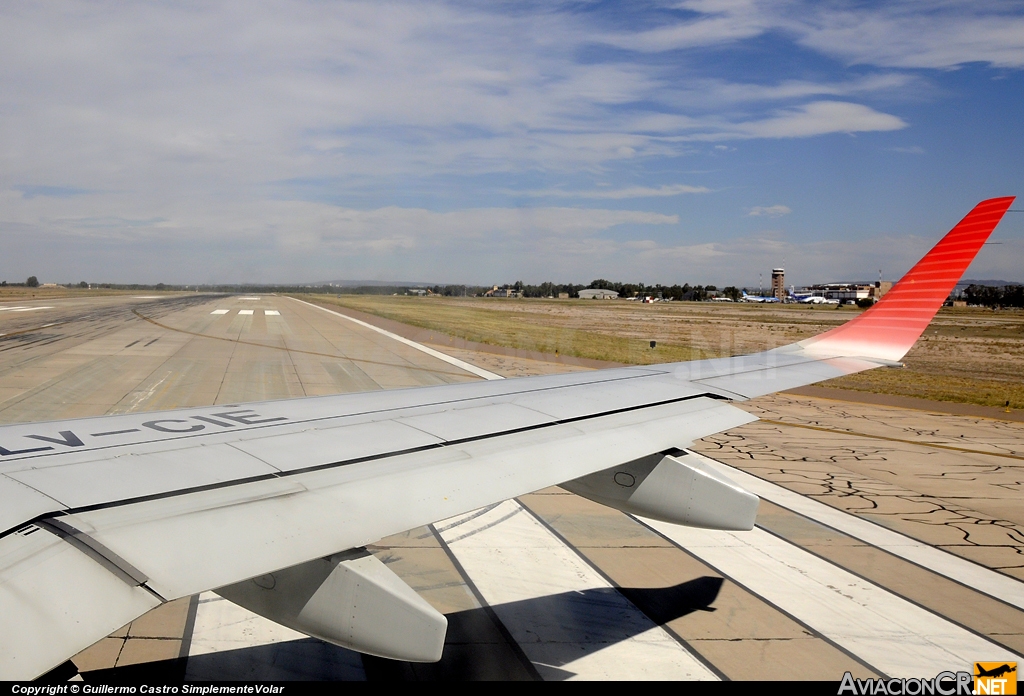 LV-CIE - Embraer 190-100IGW - Austral Líneas Aéreas