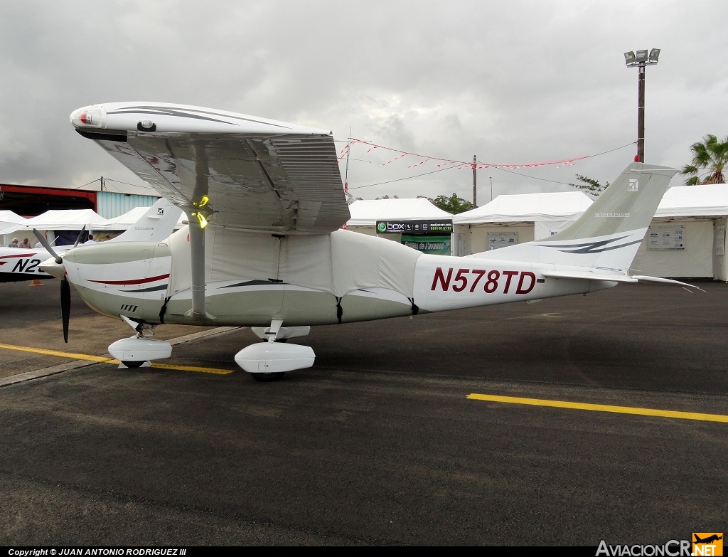 N578TD - Cessna 206H Stationair - Privado