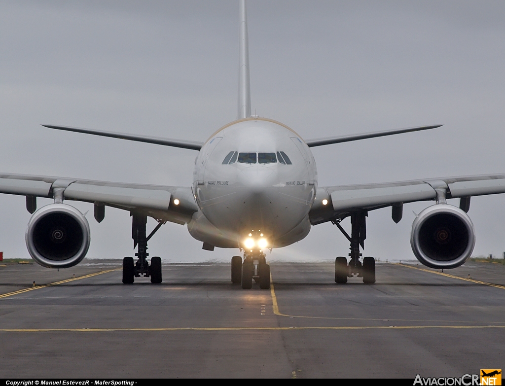 EC-IZX - Airbus A340-642 - Iberia