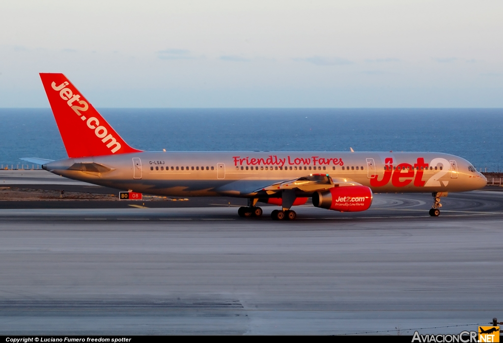 G-LSAJ - Boeing 757-236 - Jet2.com