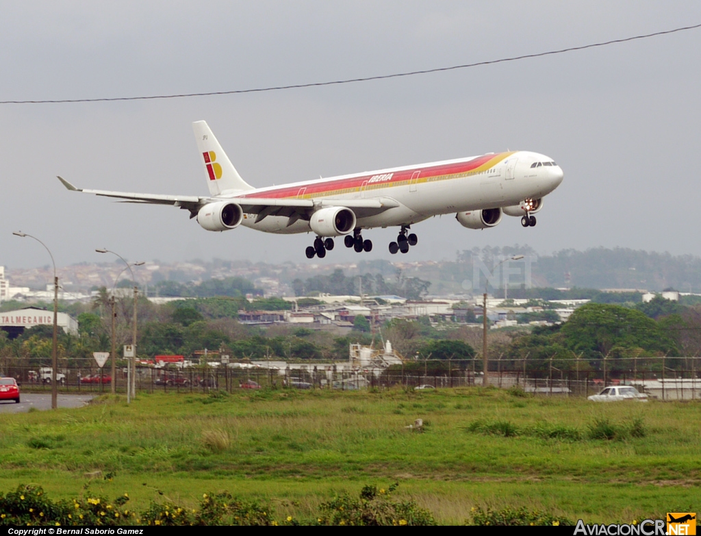 EC-JPU - Airbus A340-642 - Iberia