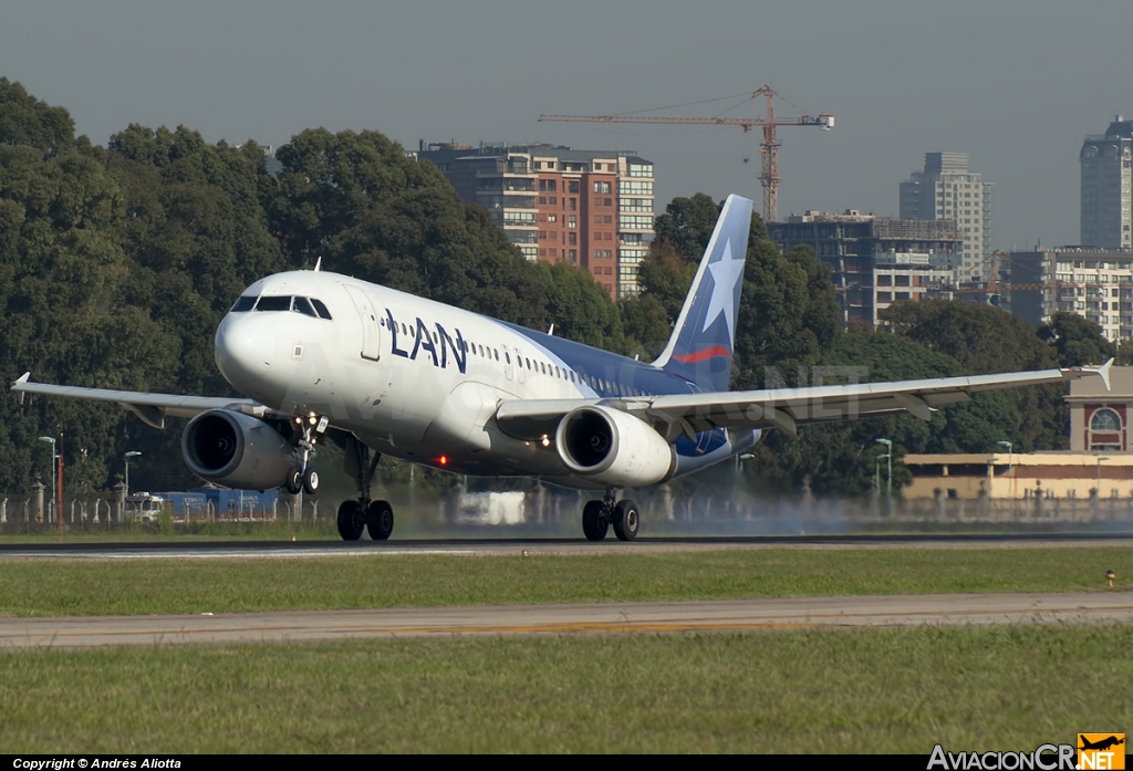 LV-BTM - Airbus A320-233 - LAN Argentina