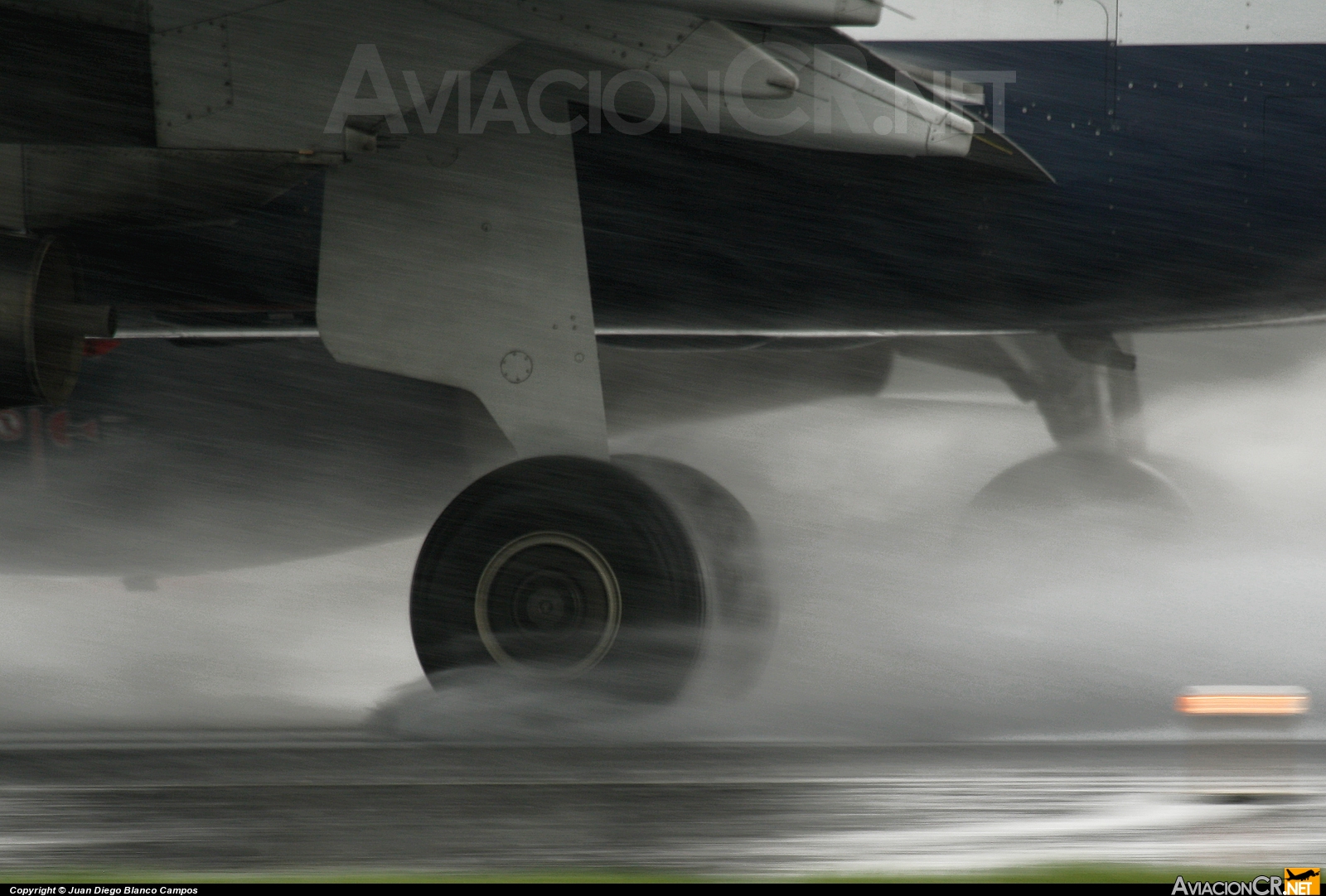 N102UW - Airbus A320-214 - US Airways