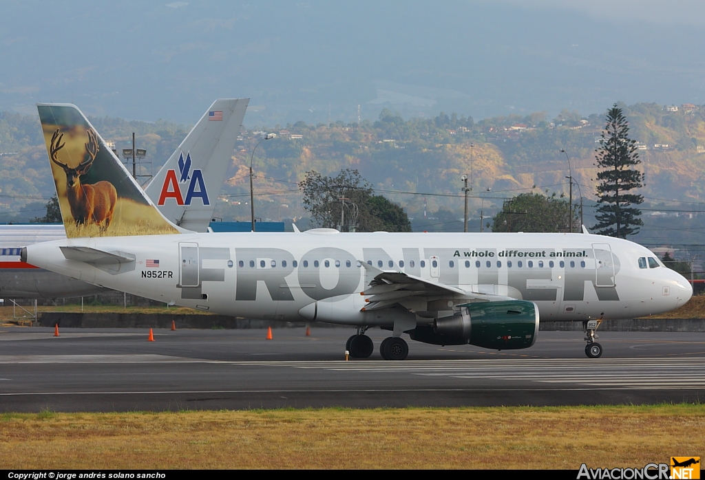 N952FR - Airbus A319-112 - Frontier Airlines