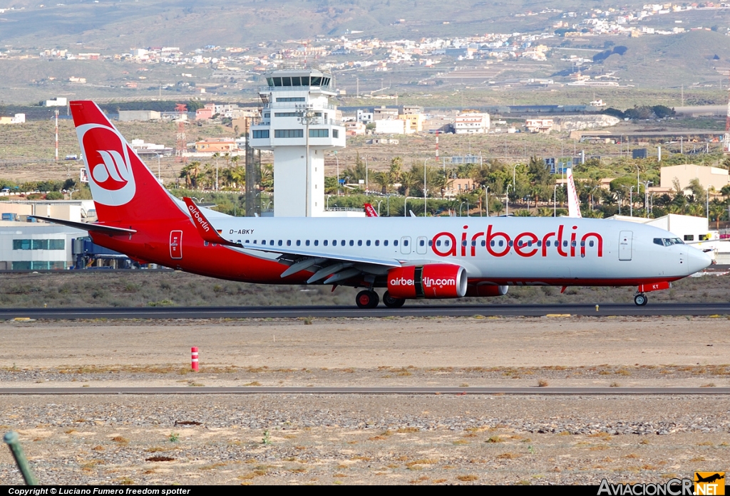 D-ABKY - Boeing 737-86J - Air Berlin