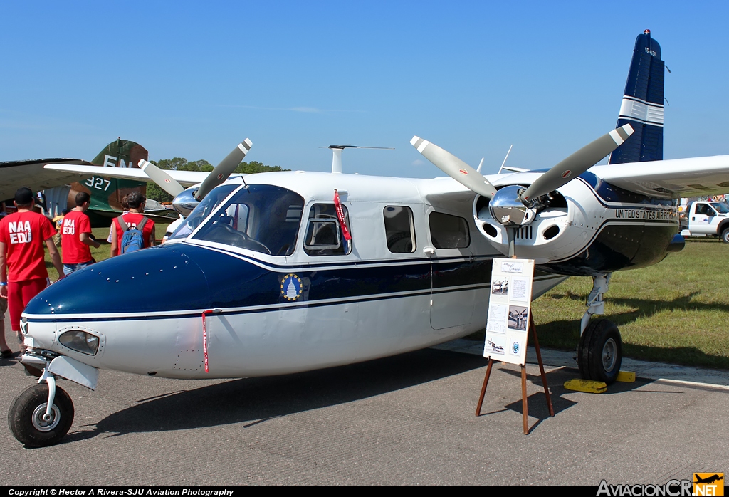 N30U - Aero Commander 560A - Privado