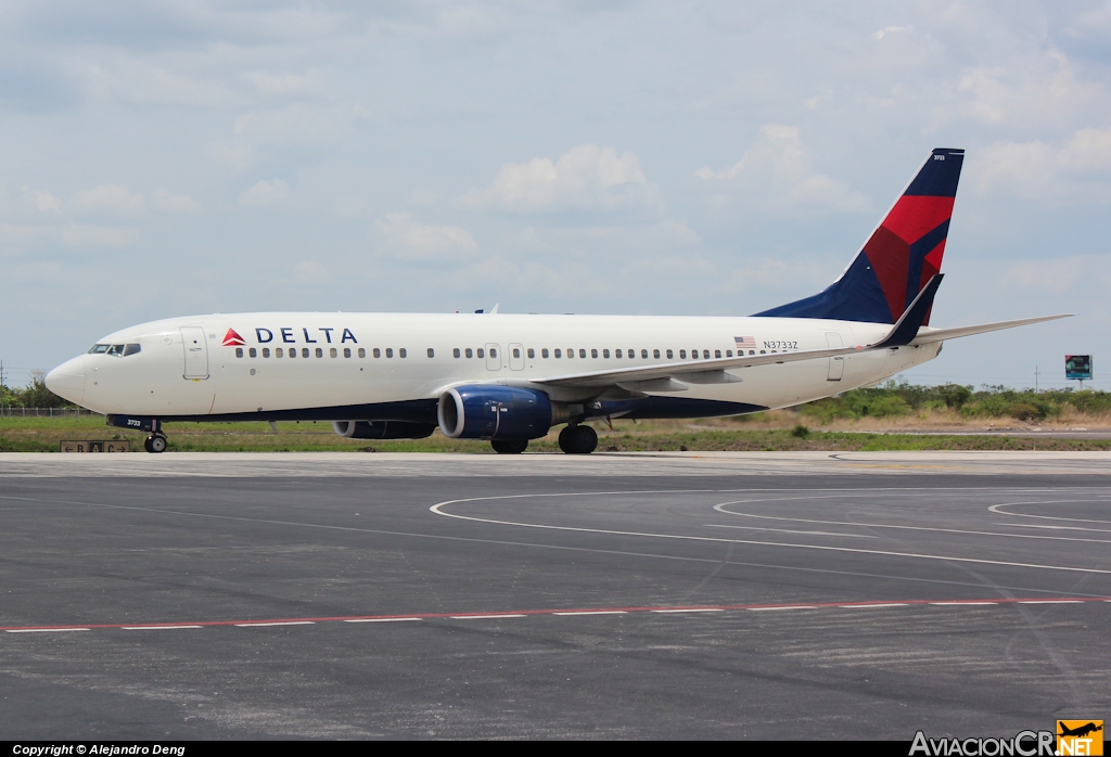 N3733Z - Boeing 737-832 - Delta Air Lines