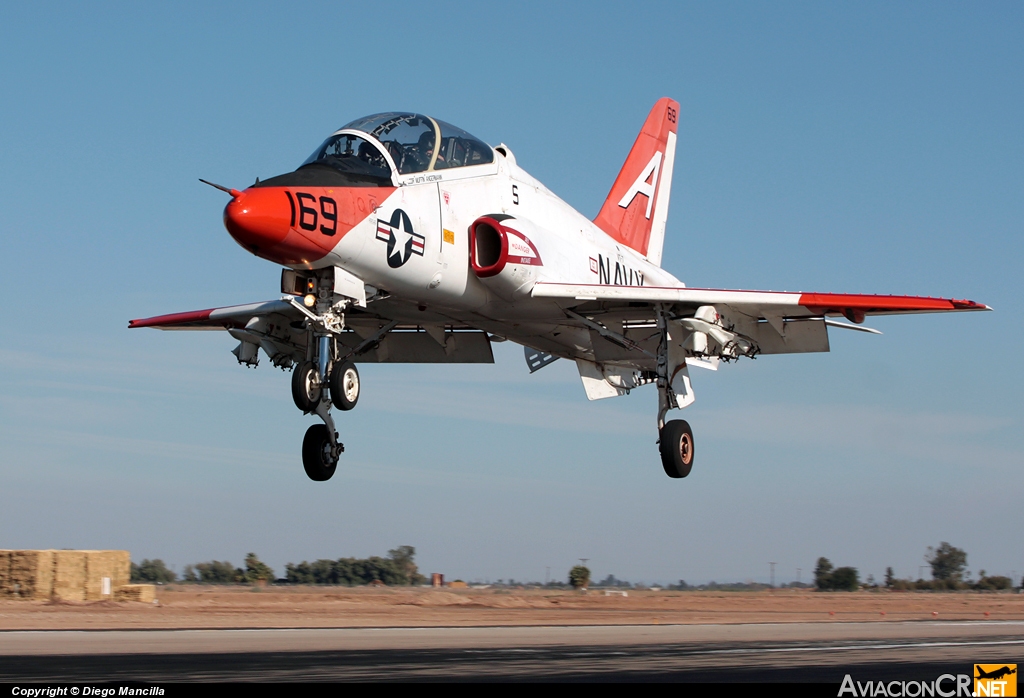 165611 - McDonnell Douglas T-45C Goshawk - USA - Marina/NAVY