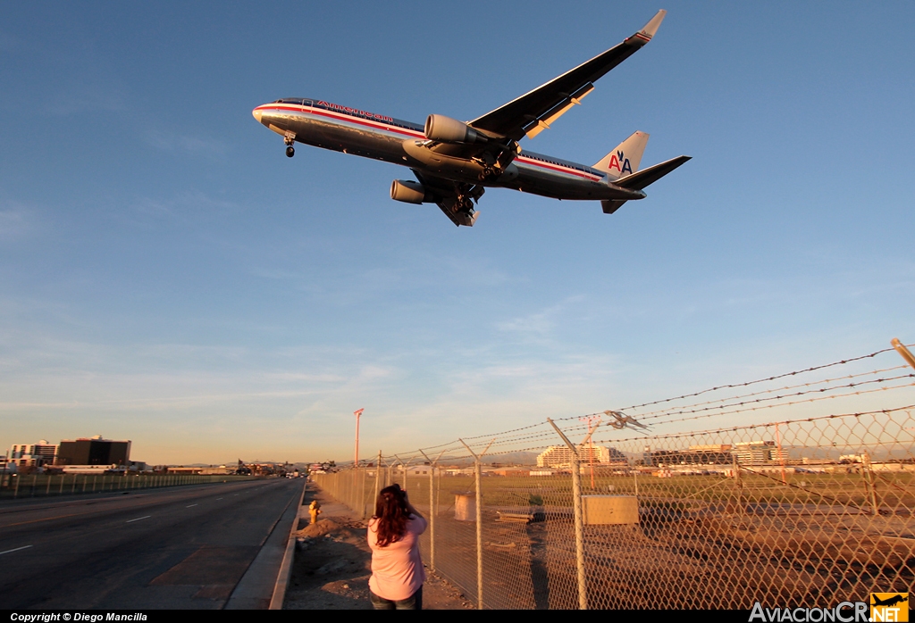 N39356 - Boeing 767-323/ER - American Airlines
