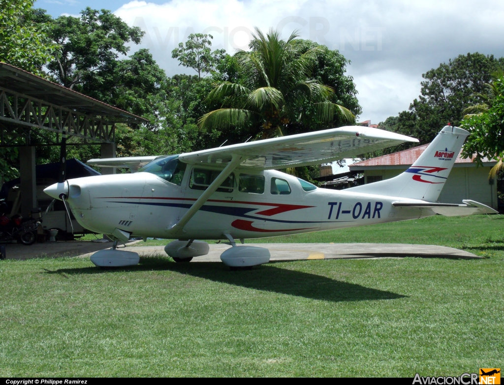 TI-OAR - Cessna U206 Turbo Stationair II - Aerobell