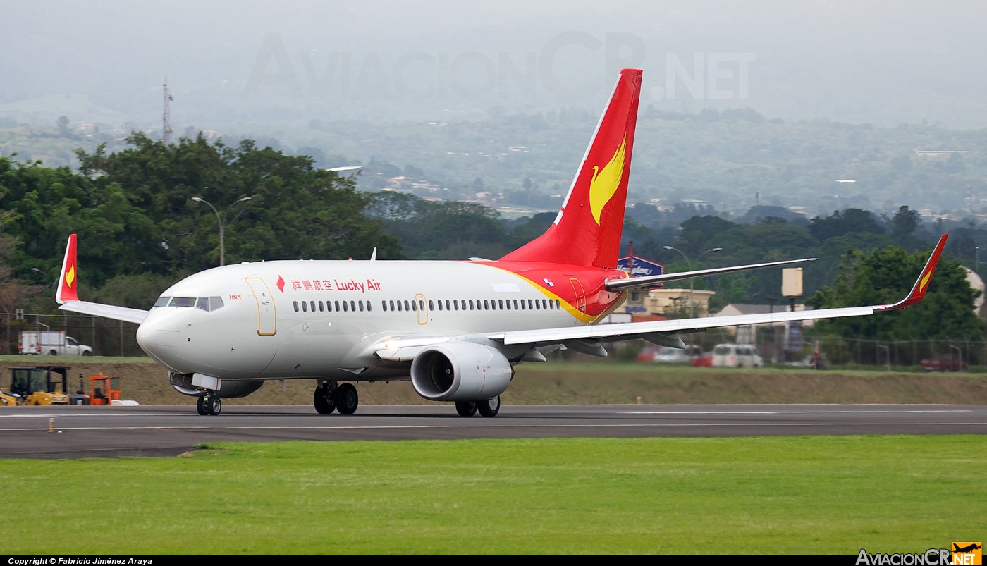 HP-1527CMP - Boeing 737-7V3 - Lucky Air