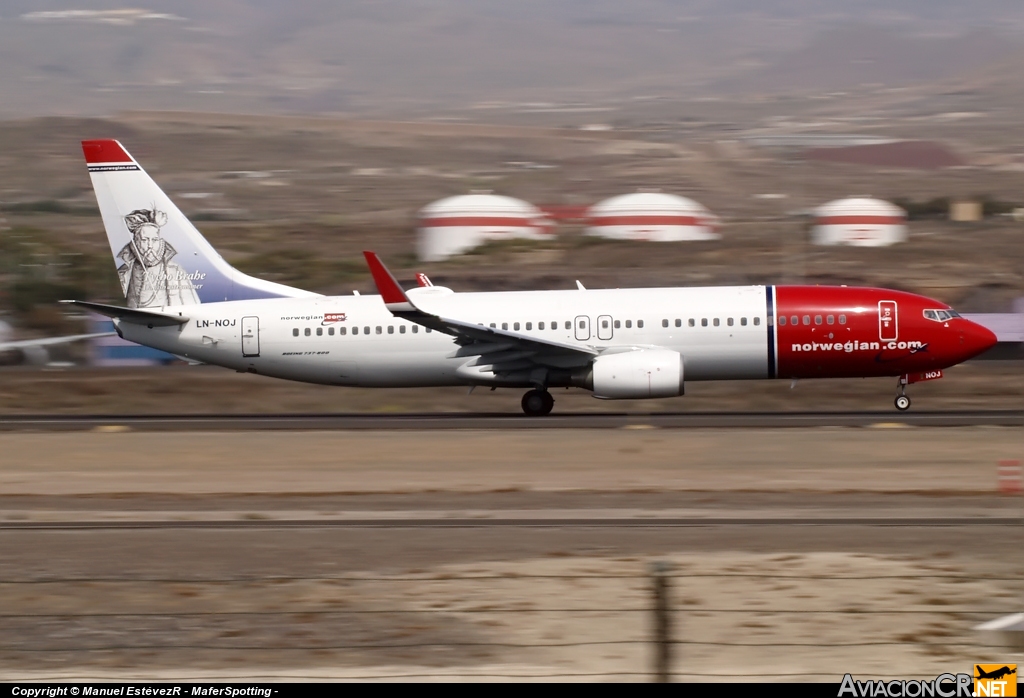 LN-NOJ - Boeing 737-86N - Norwegian Air Shuttle