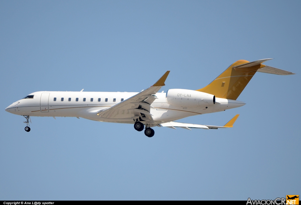 OY-LNA - Bombardier BD-700-1A10 Global Express - Privado