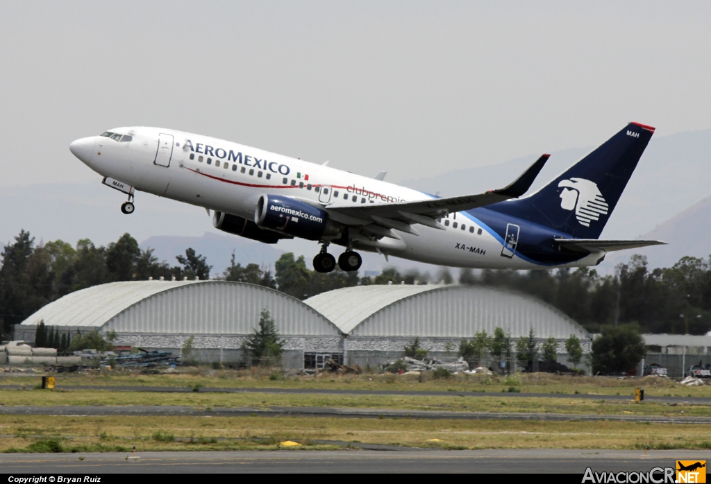 XA-MAH - Boeing 737-752 - Aeromexico