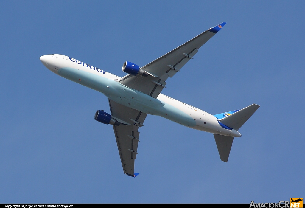 D-ABUI - Boeing 767-330/ER - Condor